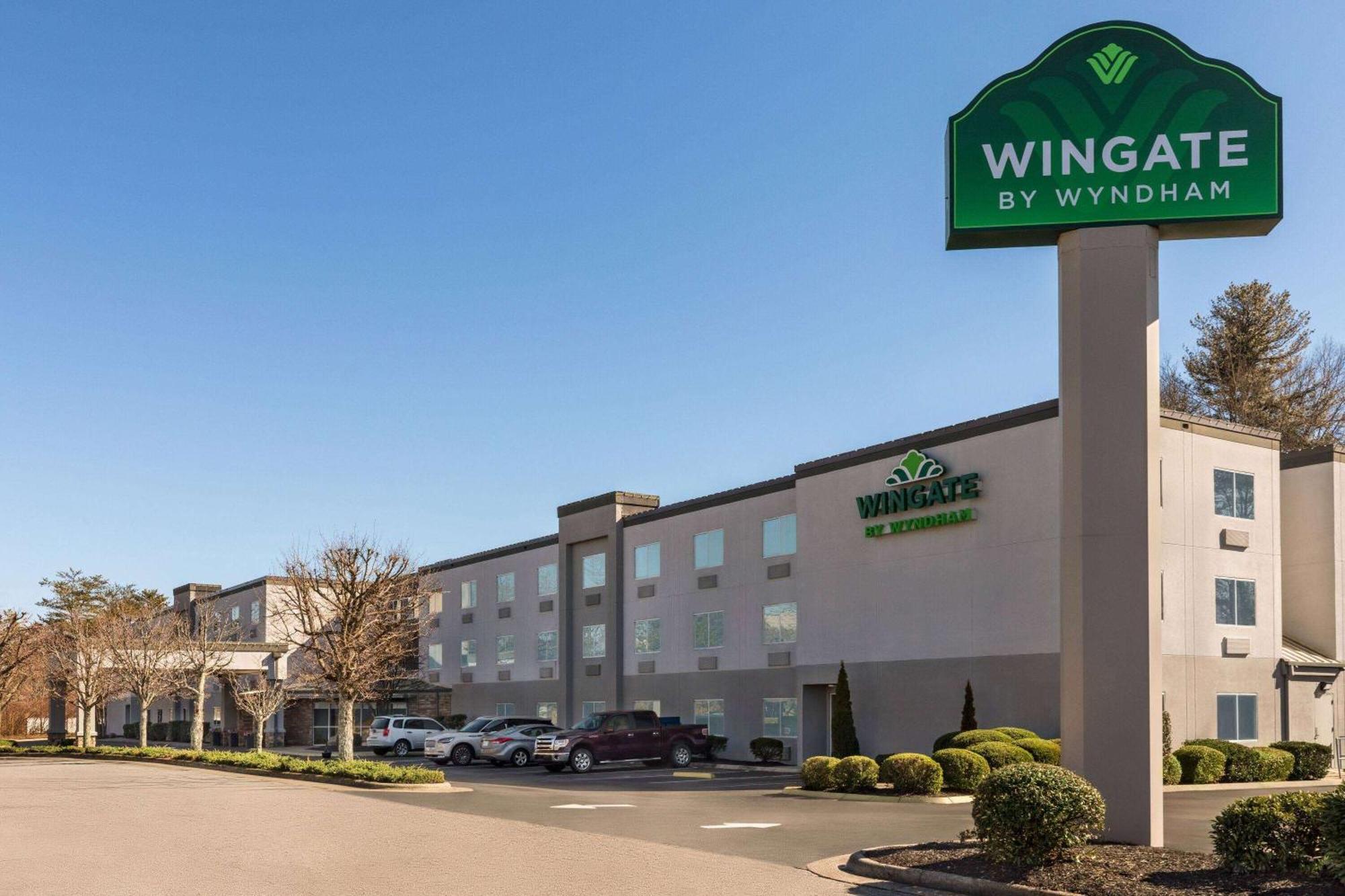 Wingate By Wyndham Fletcher At Asheville Airport Exterior photo